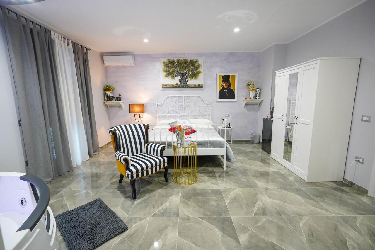 לינה וארוחת בוקר פיצו Piedigrotta Magique Luxury מראה חיצוני תמונה