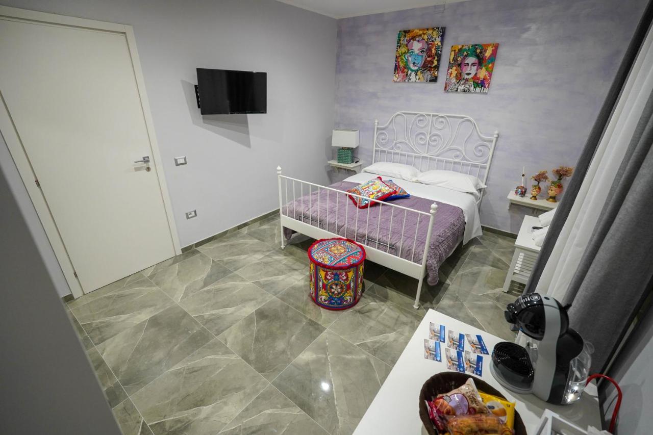 לינה וארוחת בוקר פיצו Piedigrotta Magique Luxury מראה חיצוני תמונה