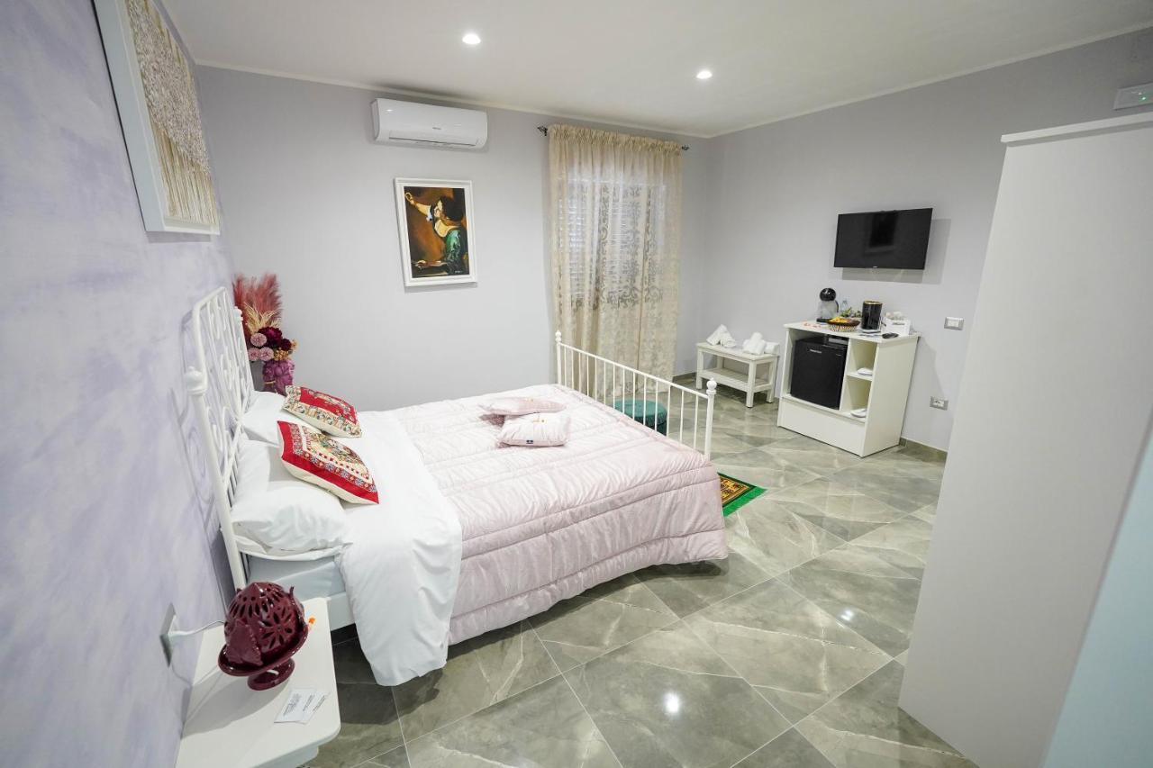 לינה וארוחת בוקר פיצו Piedigrotta Magique Luxury מראה חיצוני תמונה