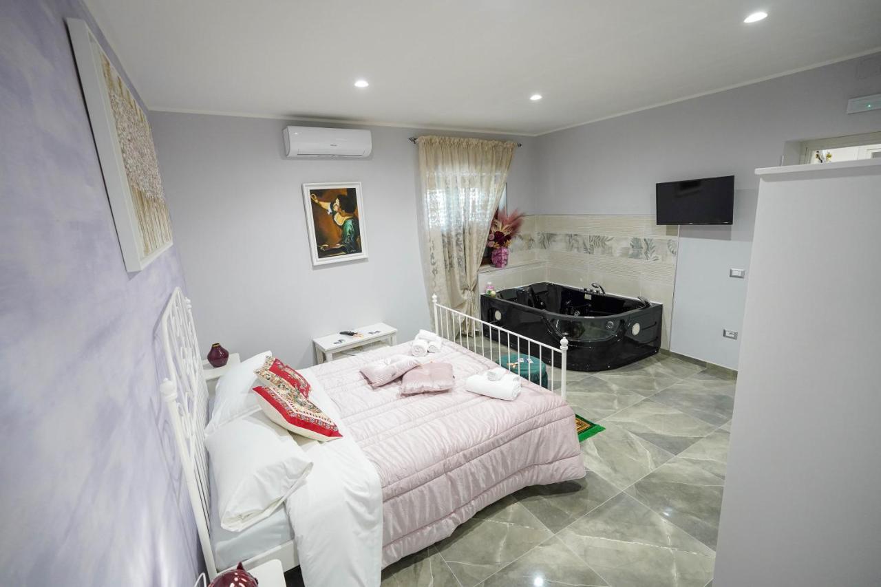 לינה וארוחת בוקר פיצו Piedigrotta Magique Luxury מראה חיצוני תמונה